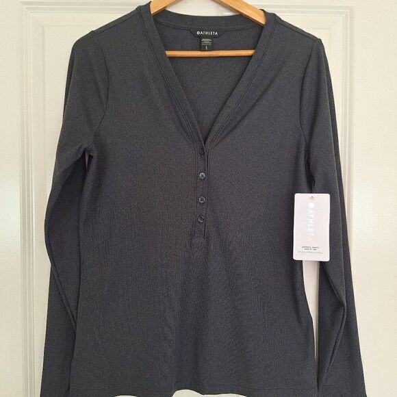 Athleta, long sleeve active Top size L/G - Picture 1 of 7